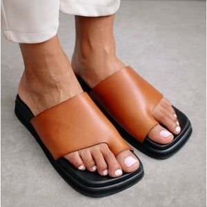 ALOHAS Toe Ring Sandal